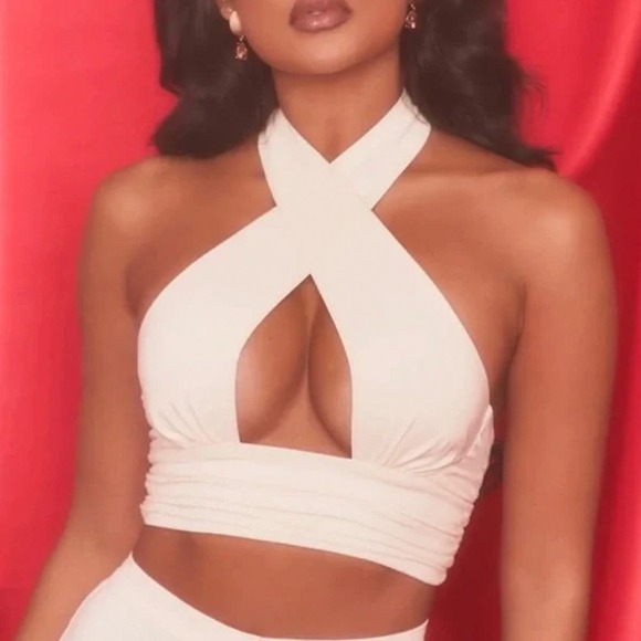 Oh Polly Tops - Oh Polly White Criss-Cross Halter Crop Top Size 4